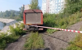 Два человека погибли после наезда КамАЗа в Кузбассе: водитель предстанет перед судом