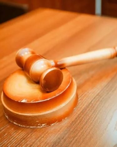 Кузбассовец попал под уголовную статью за прописку в своей квартире знакомого