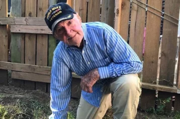 Фото: 94-летний ветеран войны отправился в поездку по местам боевой славы и в его дом залезли воры 1