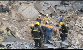 В Башкирии после взрыва на заводе под завалами обнаружен погибший