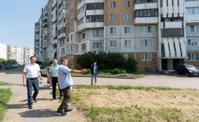 В Кемерове решают вопрос с ремонтом двора 16-подъездного дома