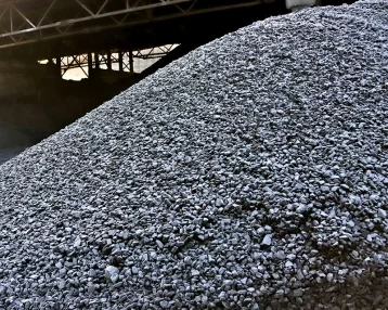 Фото: «Южный Кузбасс» предоставил работникам 14 тысяч тонн бесплатного угля 1