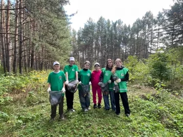 Фото: «Разрез Кийзасский» вместе с подрастающим поколением провёл субботники в Мысках 1