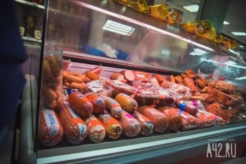 Фото: Продавщица из Нижневартовска попалась на воровстве колбасы на миллион рублей 1