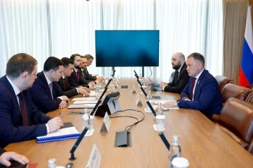 Фото: Губернатор Кузбасса обсудил диверсификацию экономики региона 1