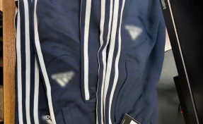 В кузбасском магазине обнаружили контрафактную одежду под видом популярного бренда