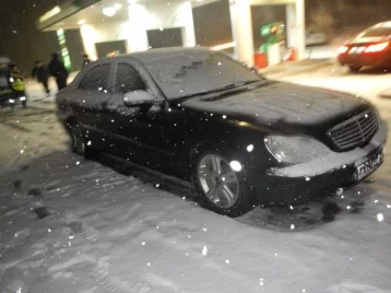 Фото: Кузбассовец украл у знакомого автомобиль Mercedes и попытался продать его на заправке первому встречному 1