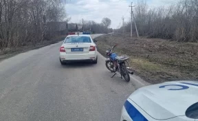 В Кузбассе подростка и его родителей накажут за катние на мотоцикле
