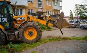 Мэр кузбасского города рассказал о борьбе с захватом земли для парковок во дворах