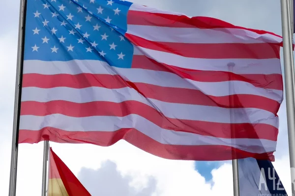 Белый дом из-за шатдауна в ближайшее время начнёт массовые увольнения в ведомствах США