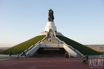 Фото: «Непонятно отсутствие Вечного огня»: жительница Кузбасса предложила губернатору изменить памятник Воину-освободителю 1