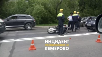 Фото: Очевидцы: в Кемерове в ДТП на улице Красноармейской погиб мотоциклист 1