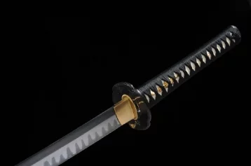 Фото: В Австралии известного рэпера зарубили самурайским мечом 1