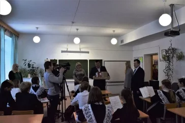 Фото: Разрез «Берёзовский» компании ЗАО «Стройсервис» сделал вновь цифровой школу в Новокузнецком районе 2