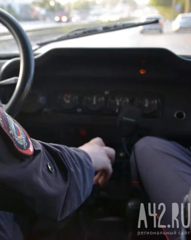 Новокузнечанин попытался вынести медный кабель с территории фабрики