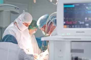 Фото: Кемеровские хирурги удалили опухоль матки беременной пациентке 1
