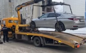 Lexus и LADA Vesta: в Кемерове задержали двух водителей без прав