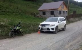 Кузбассовец за рулём Mercedes-Benz попал в ДТП на Алтае
