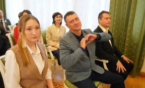 Губернатор Кузбасса наградил педагогов в честь Дня учителя