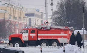 Почти 100 пожаров произошло за новогодние праздники в Кузбассе