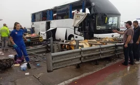 В ДТП с автобусом в Тульской области пострадали 20 человек, включая 4 детей