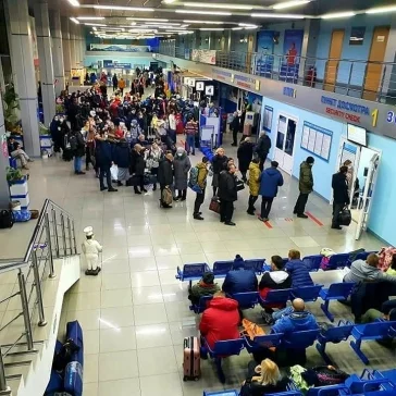 Фото: «Не справляется с потоком»: замгубернатора Кузбасса рассказал о проблемах аэропорта Новокузнецка 2