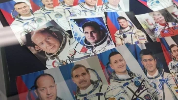 Фото: Всё о легендах космоса: в кемеровском лицее №23 открылся музей космонавтики 2