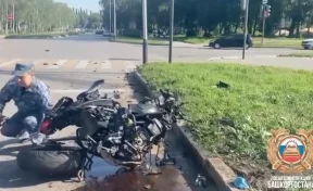 В Салавате мотоциклист врезался в ритуальный автомобиль и погиб
