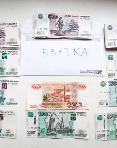 В Новокузнецке суд оставил под стражей сотрудника военкомата, попавшегося на взятках