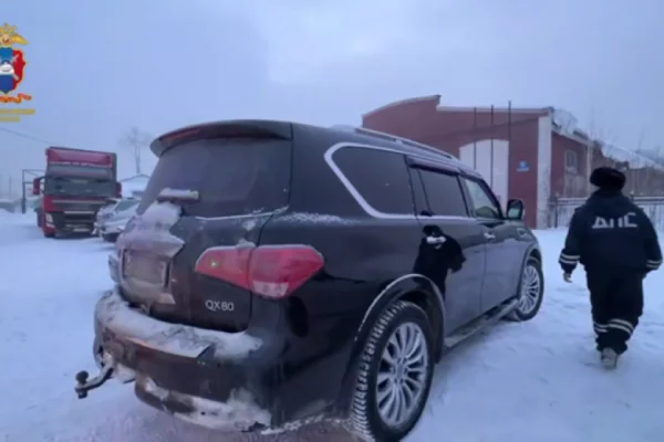 Кузбассовец приехал в ГАИ на тонированном автомобиле и получил 2 протокола 