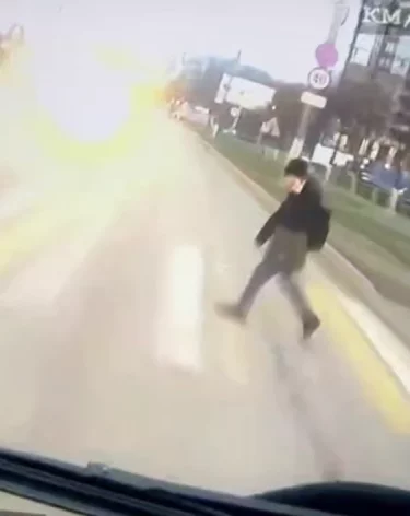 В Чувашии троллейбус насмерть сбил 10-летнего мальчика на пешеходном переходе