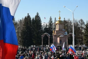 Фото: На митинг-концерт «Россия. Севастополь. Крым» в Кемерове пришли около 3 000 человек 3