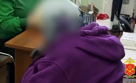 Украл у мошенников: в Кузбассе таксист присвоил 500 тысяч рублей обманутой пенсионерки