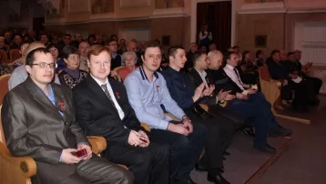 Фото: Кемеровчан наградили в преддверии Дня защитника Отечества 1
