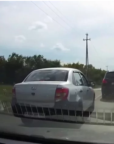 В Кемерове лихача оштрафовали за создание аварийной ситуации