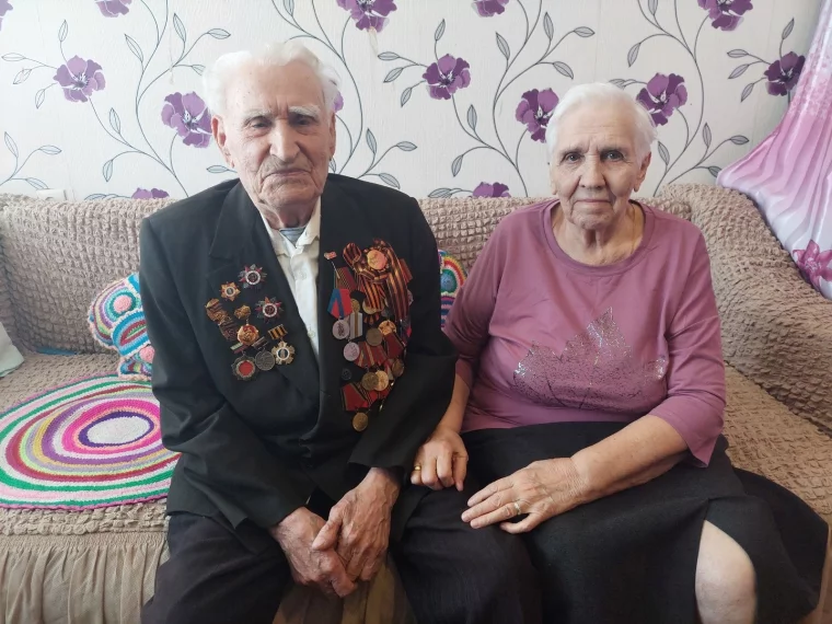 Фото: В Кузбассе ветеранам Великой Отечественной войны вручили медаль Масалова 9