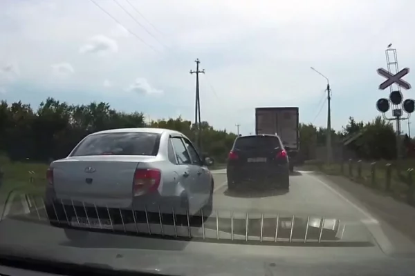 В Кемерове лихача оштрафовали за создание аварийной ситуации