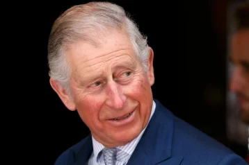 Фото: Принц Чарльз не знает, справится ли с тремя внуками 1