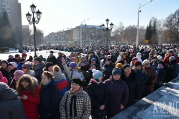 Фото: На митинг-концерт «Россия. Севастополь. Крым» в Кемерове пришли около 3 000 человек 4