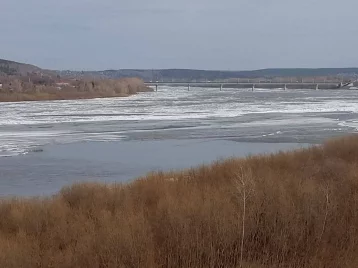Фото: Мэр Кемерова снял на видео ледоход на Томи 1