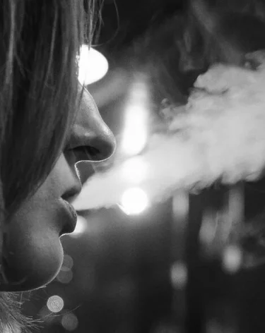 В российском регионе в следующем году хотят запретить продажу вейпов