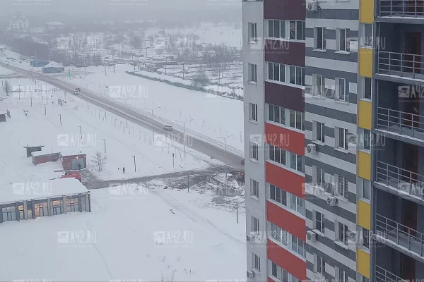 Порывы стали регулярными: в Кемерове третий раз затопило Комсомольский проспект
