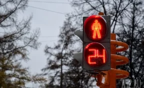 В Кемерове на 7 часов отключат светофоры на улице Нахимова