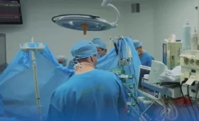 В Кемерове врачи двух больниц объединились и спасли недоношенного ребёнка с серьёзными патологиями