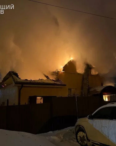 На месте пожара после атаки БПЛА в Белгородской области обнаружили тела