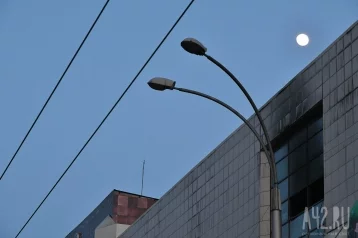 Фото: Кемеровчане жалуются на шум во время демонтажа зданий ТРЦ «Зимняя вишня» 1