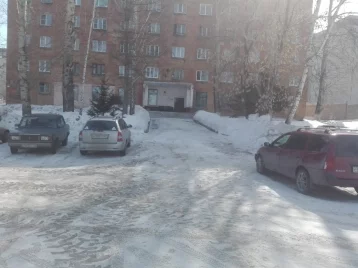 Фото: В Кемерове на управляющие компании составили 136 актов о плохой уборке дворов 1
