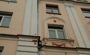 В мэрии прокомментировали ситуацию с разрушающимся домом-памятником на Орджоникидзе