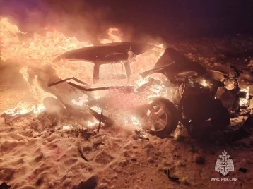 Фото: В Башкирии на трассе погибли четыре человека после столкновения трактора и легкового автомобиля 1