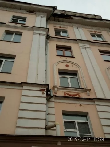 Фото: В мэрии прокомментировали ситуацию с разрушающимся домом-памятником на Орджоникидзе 1